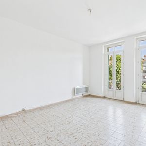Property in Carre d'Argent