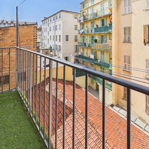 Property in Carre d'Argent