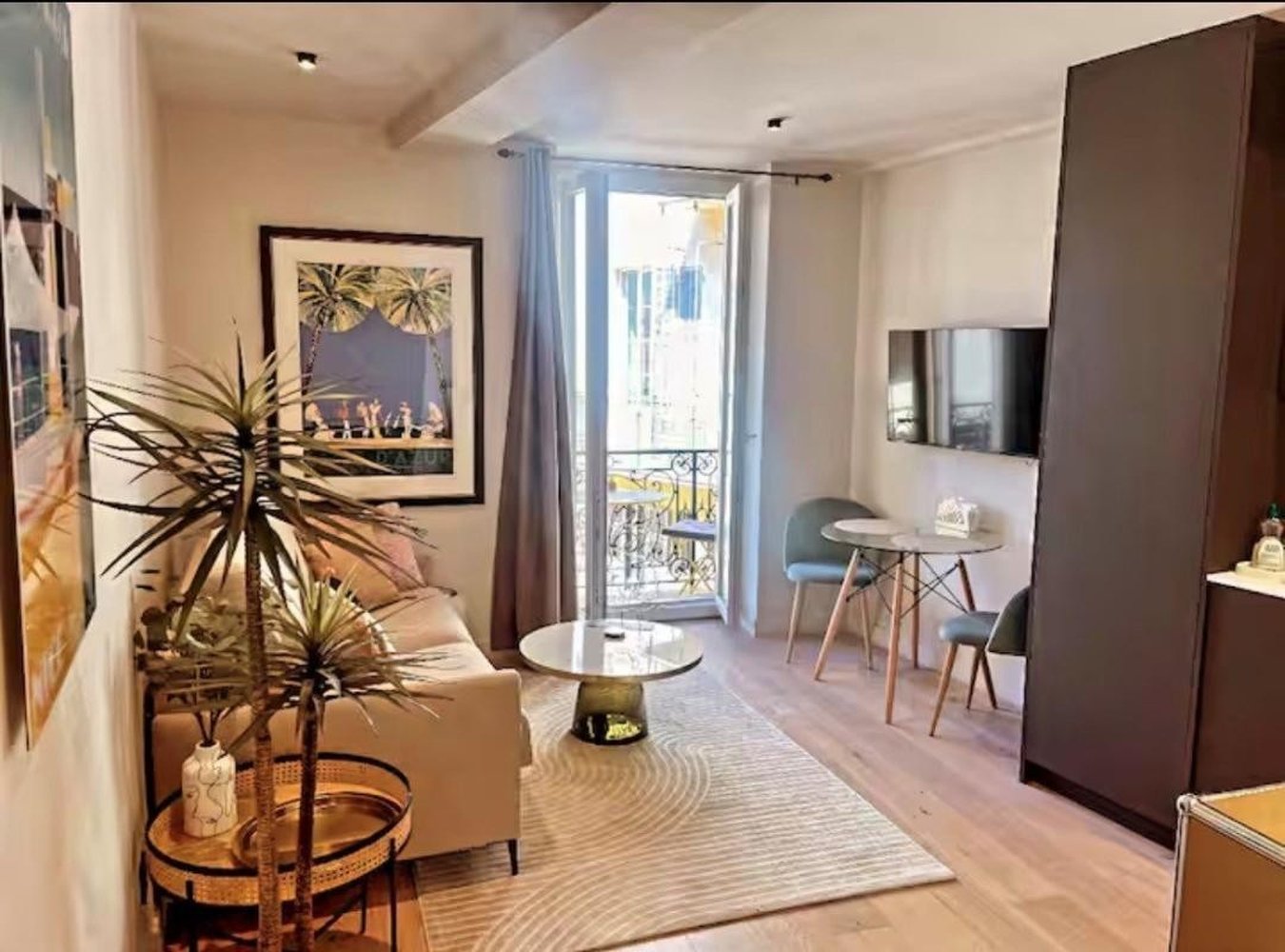 Property photo in Carre d'Argent
