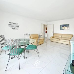 Property in Carre d'Argent