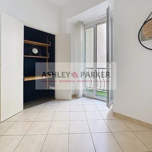 Property in Carre d'Argent