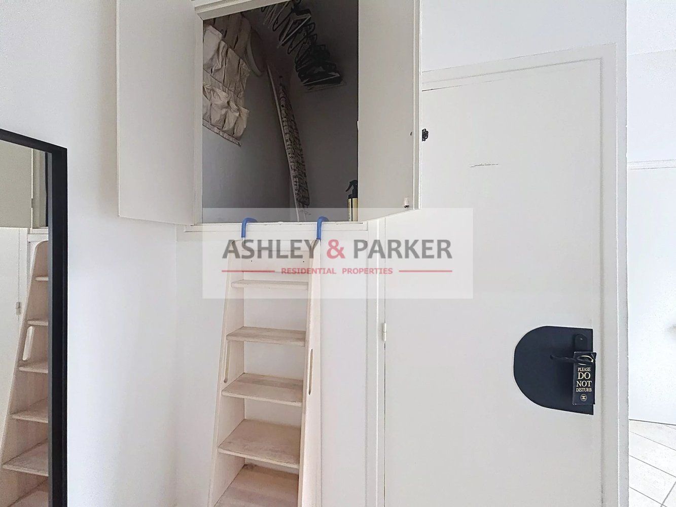 Property photo in Carre d'Argent