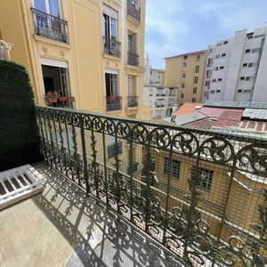 Property in Carre d'Or