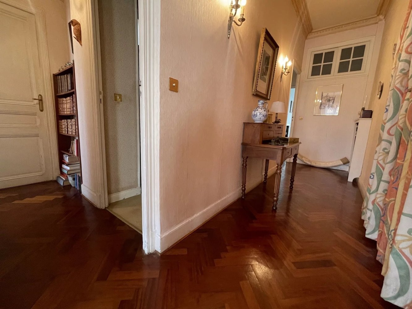 Property photo in Carre d'Or