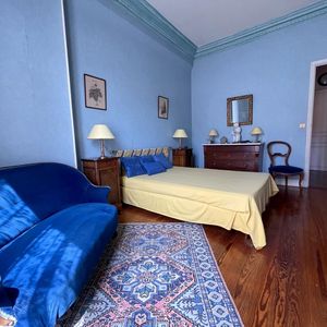 Property in Carre d'Or
