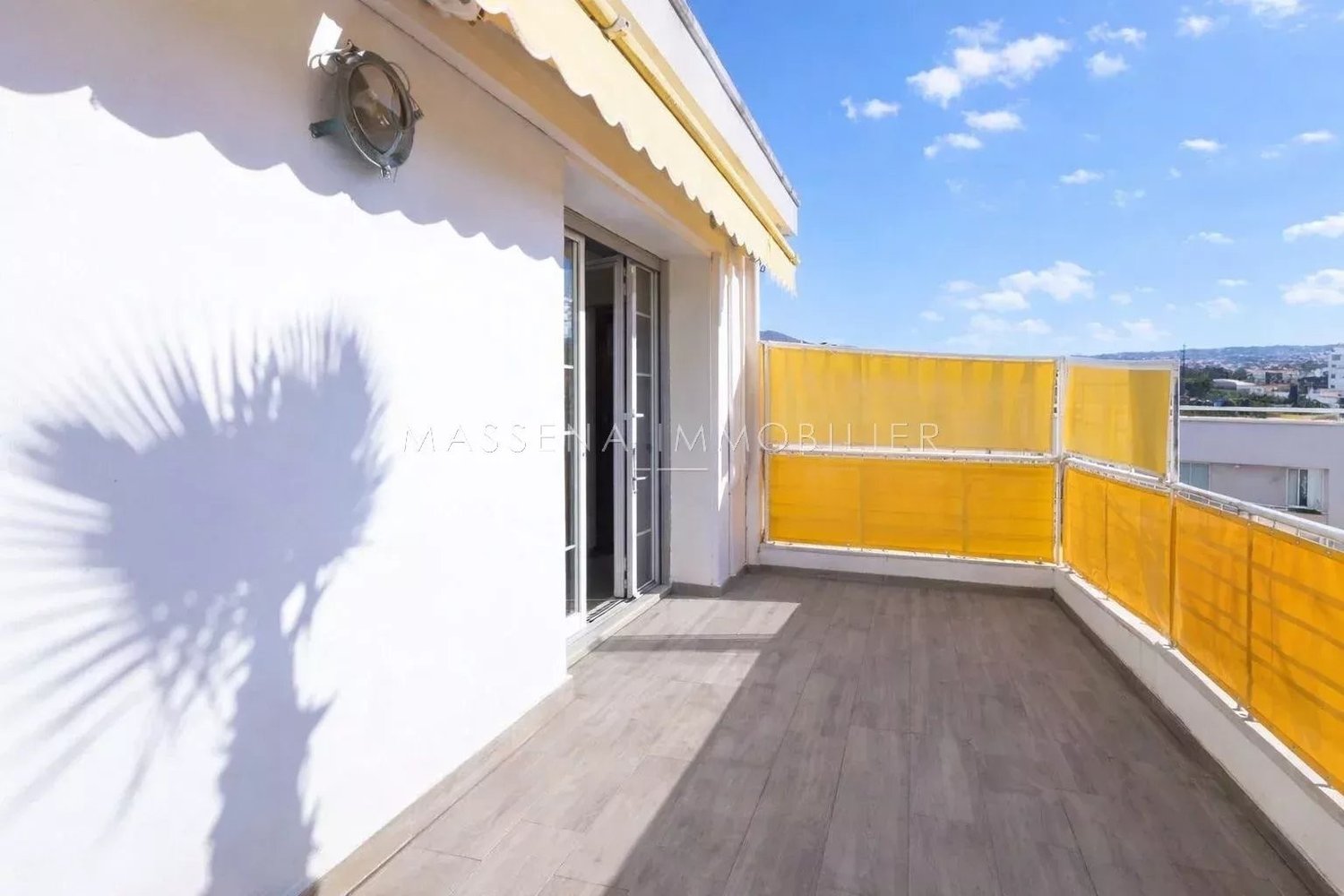 Property photo in Carre d'Or