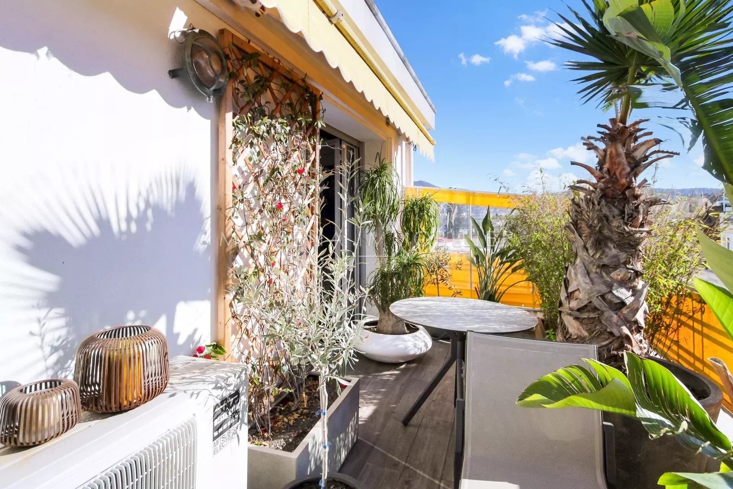 Property photo in Carre d'Or