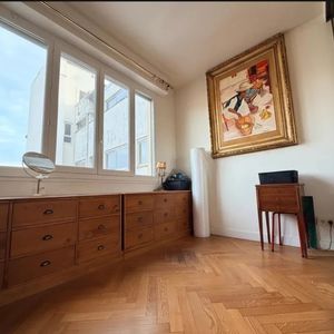 Property in Carre d'Or