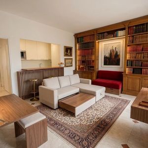 Property in Carre d'Or