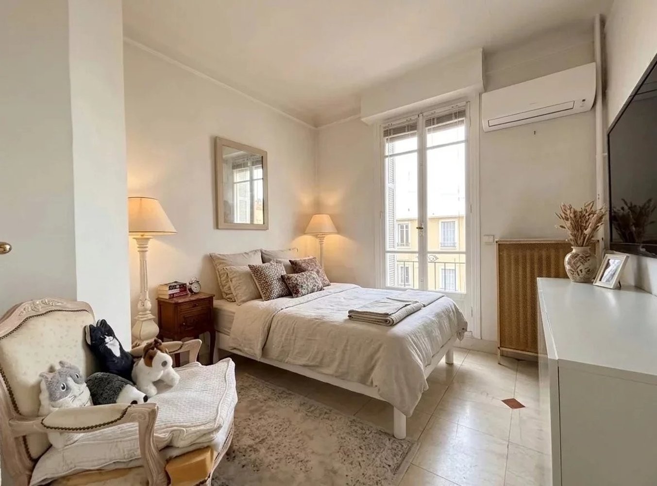 Property photo in Carre d'Or