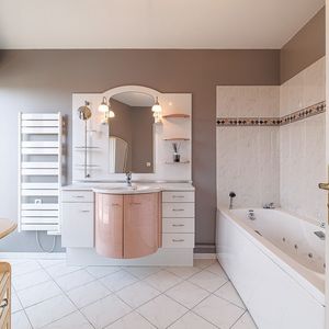 Property in Carre d'Or