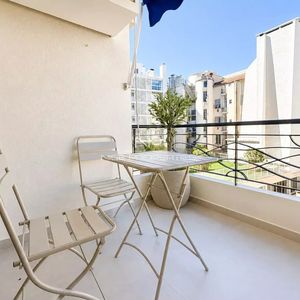 Property in Carre d'Or
