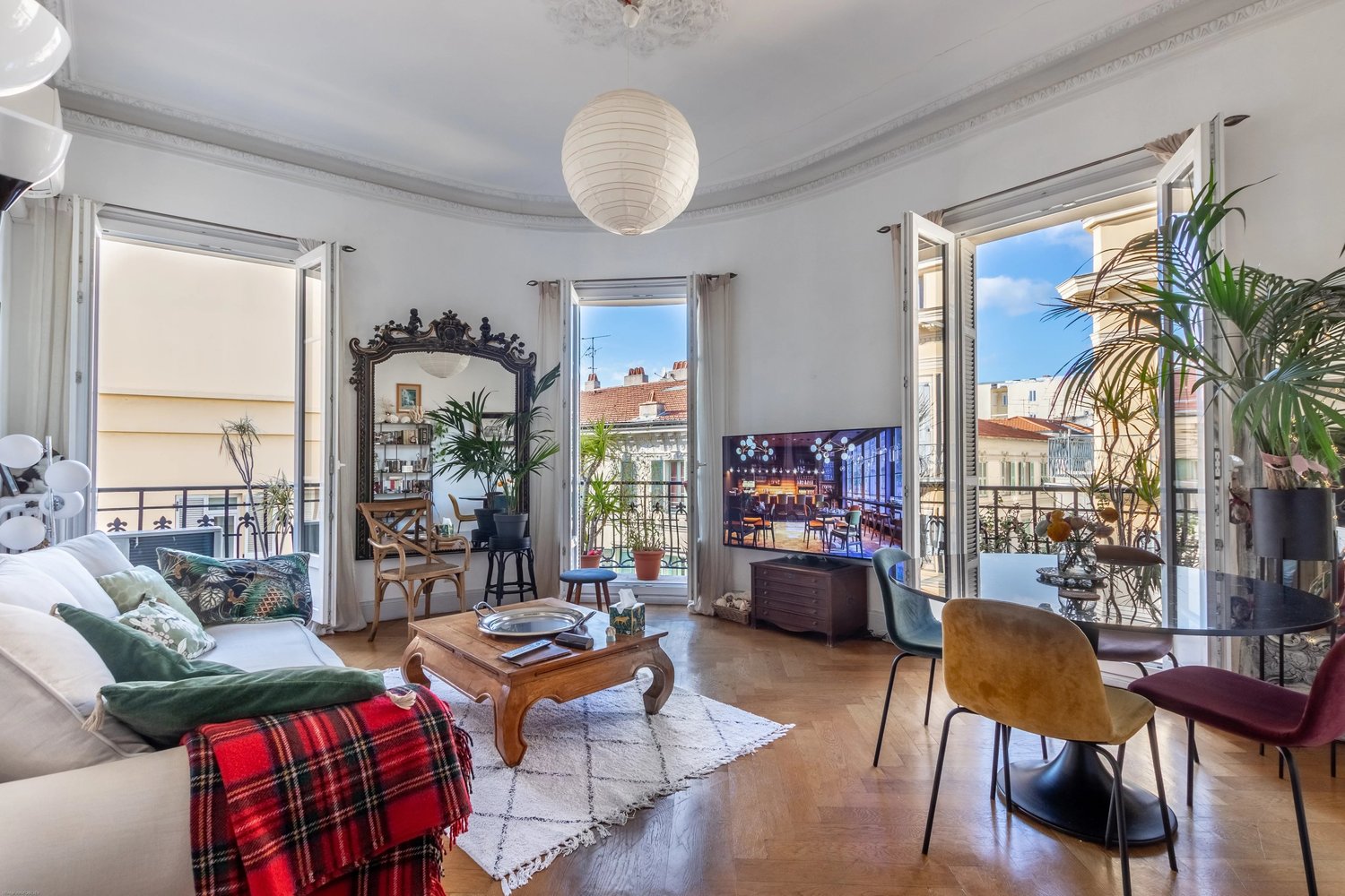 Property photo in Carre d'Or