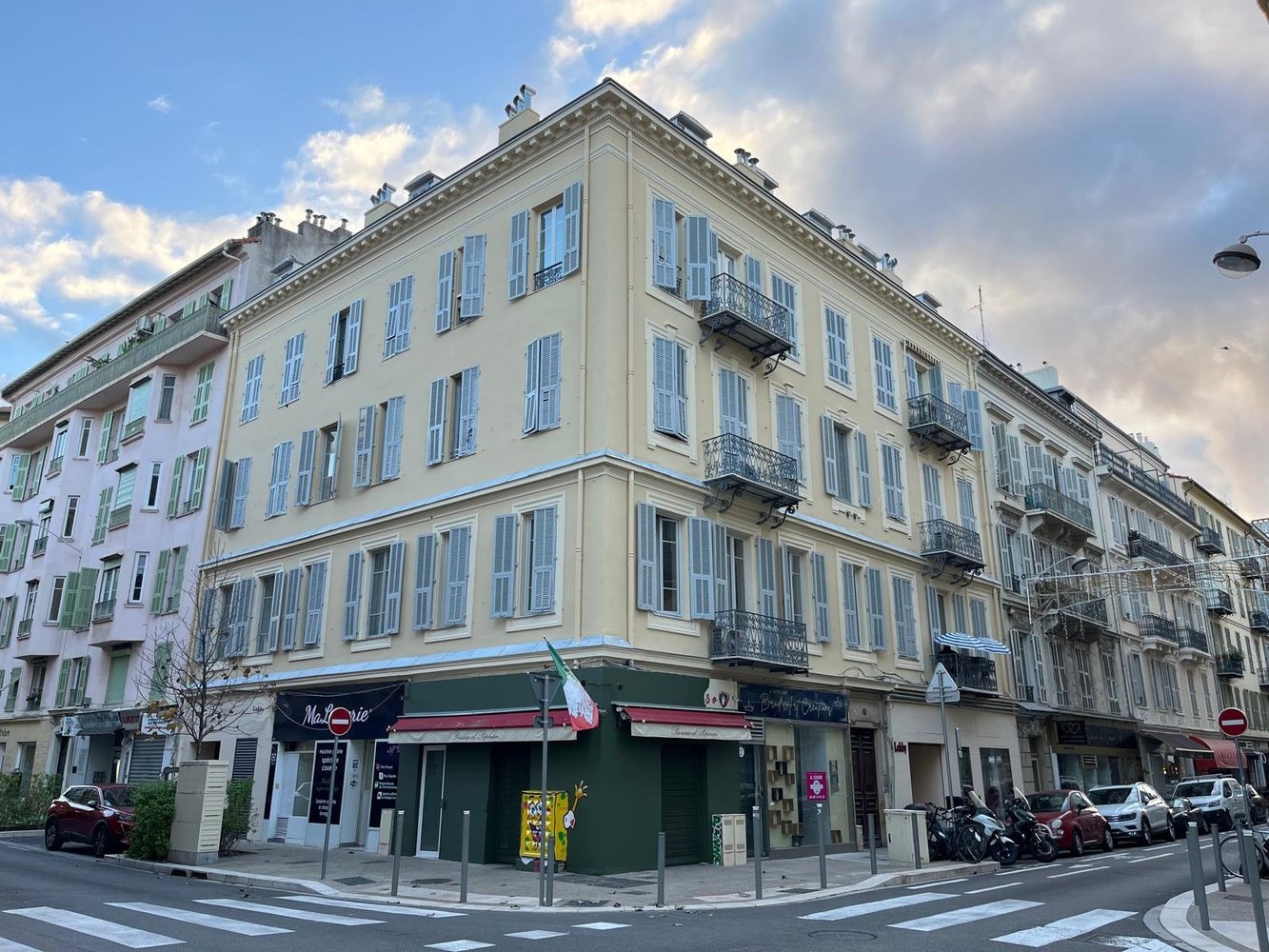 Property photo in Carre d'Or