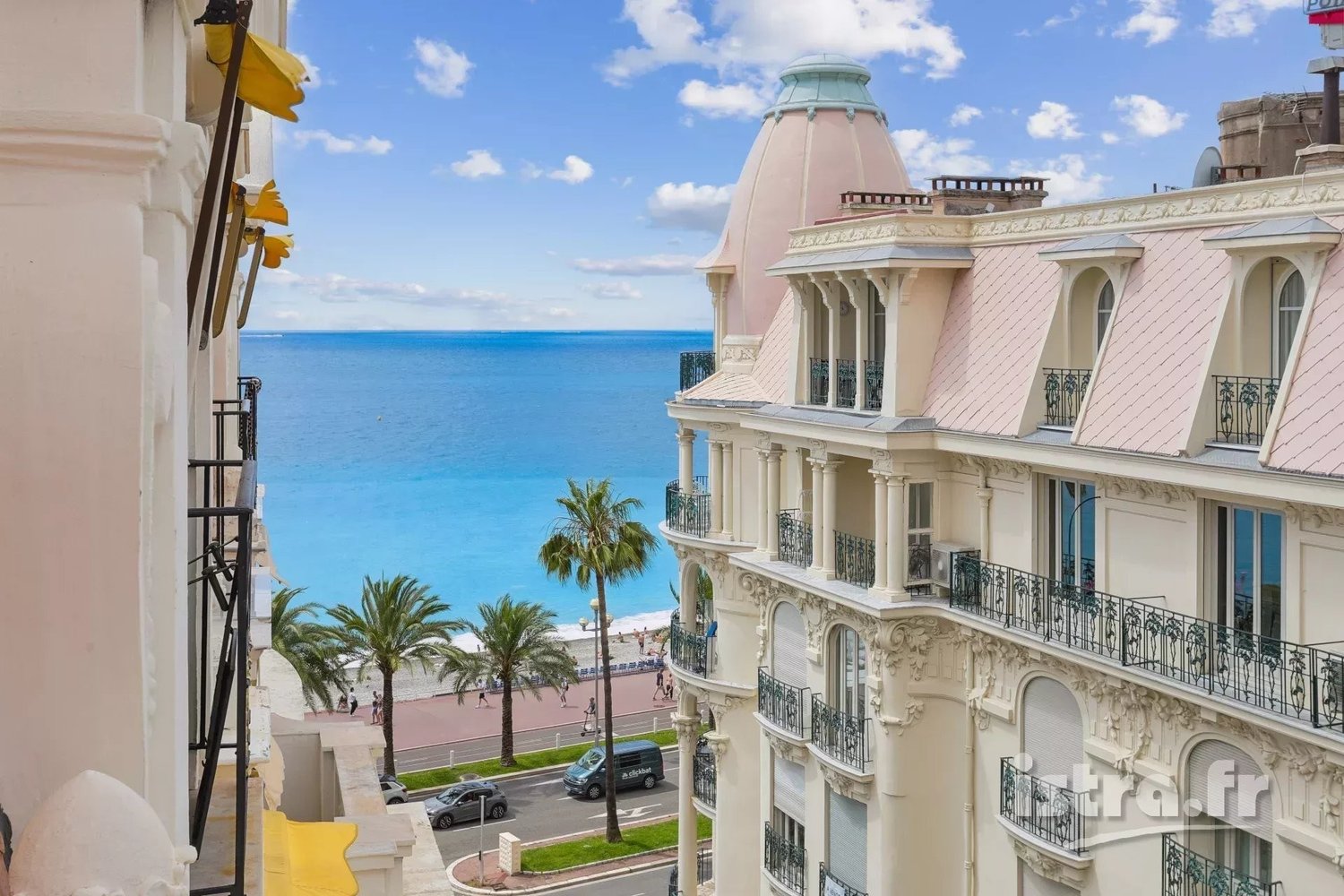Property photo in Carre d'Or