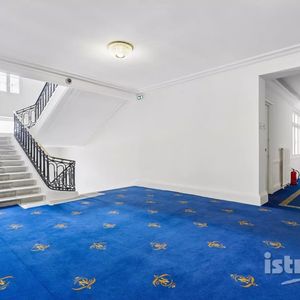 Property in Carre d'Or