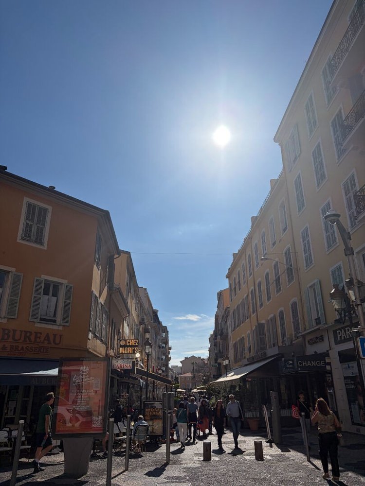 Property photo in Carre d'Or