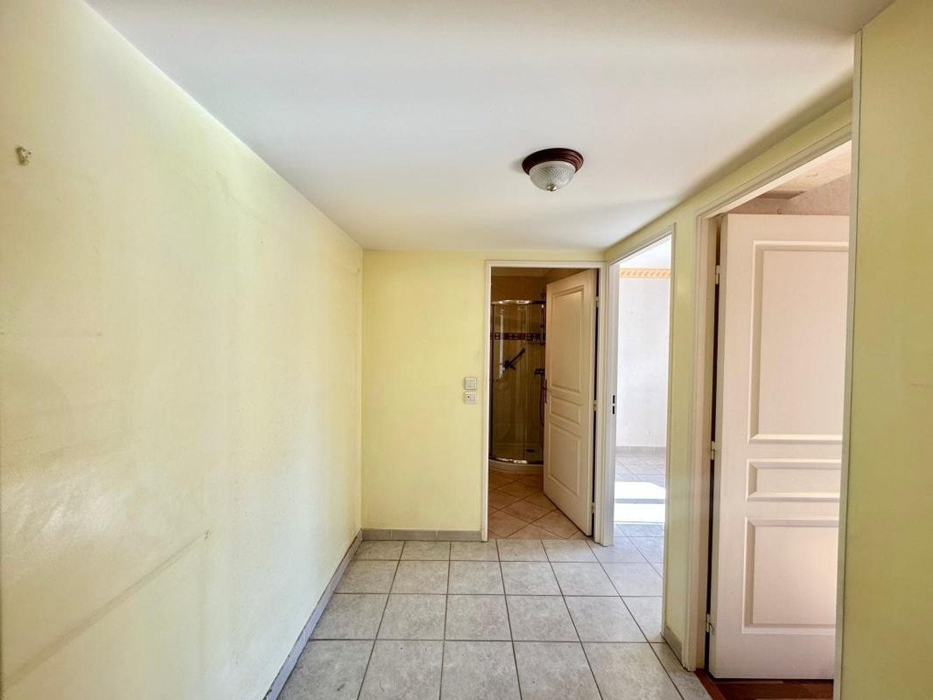 Property photo in Carre d'Or