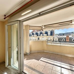 Property in Carre d'Or