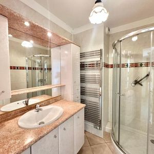 Property in Carre d'Or