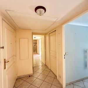 Property in Carre d'Or