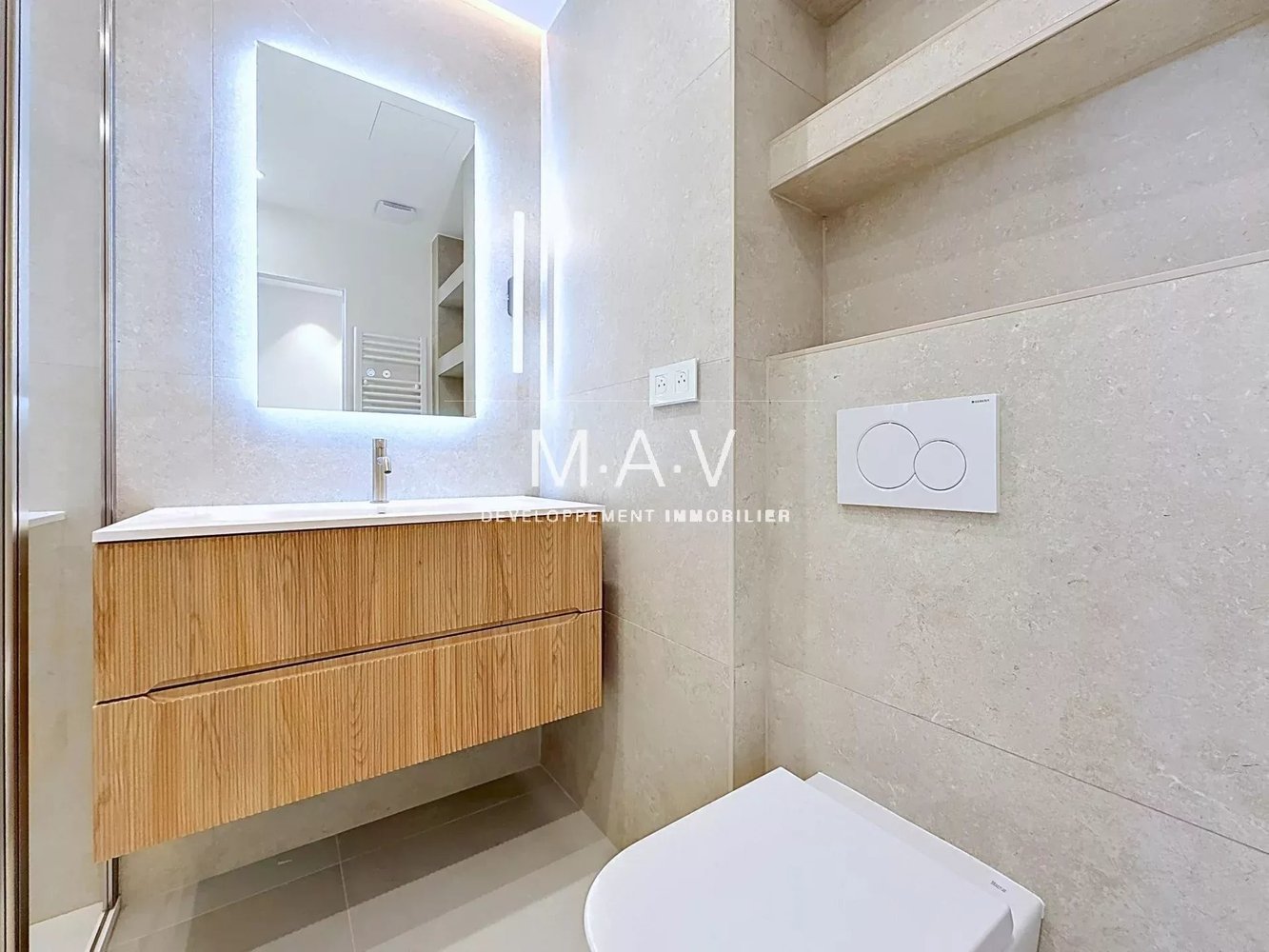 Property photo in Carre d'Or