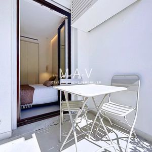 Property in Carre d'Or