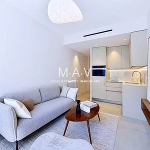 Property in Carre d'Or