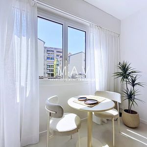 Property in Carre d'Or