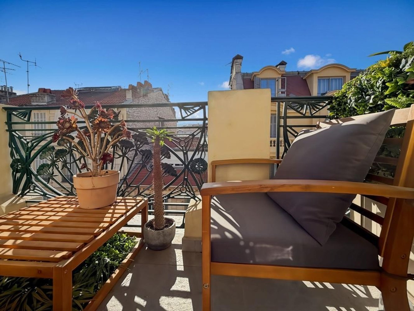 Property photo in Carre d'Or