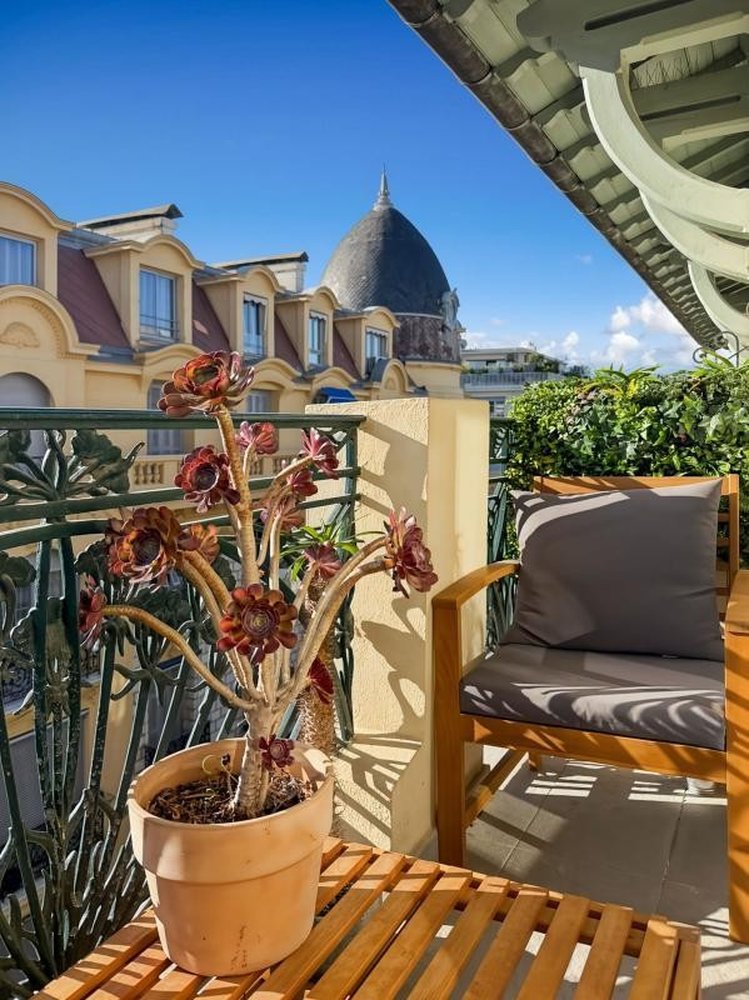 Property photo in Carre d'Or