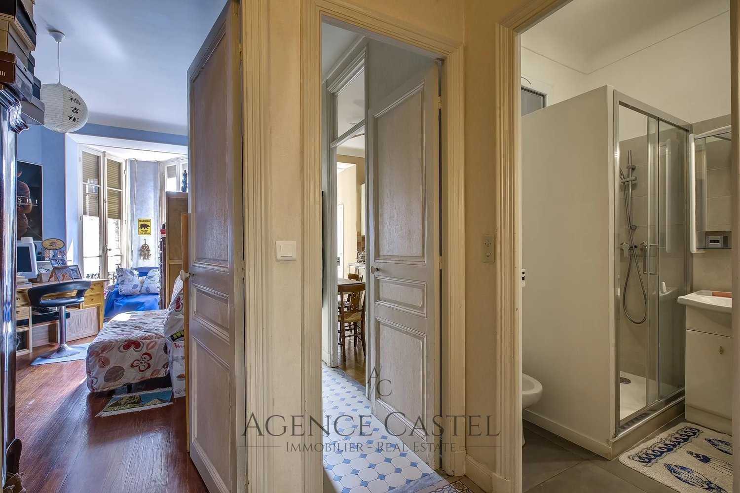 Property photo in Carre d'Or