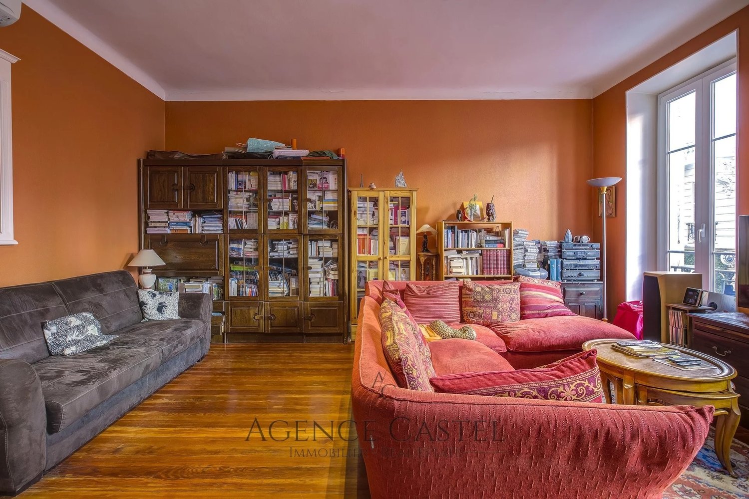 Property photo in Carre d'Or