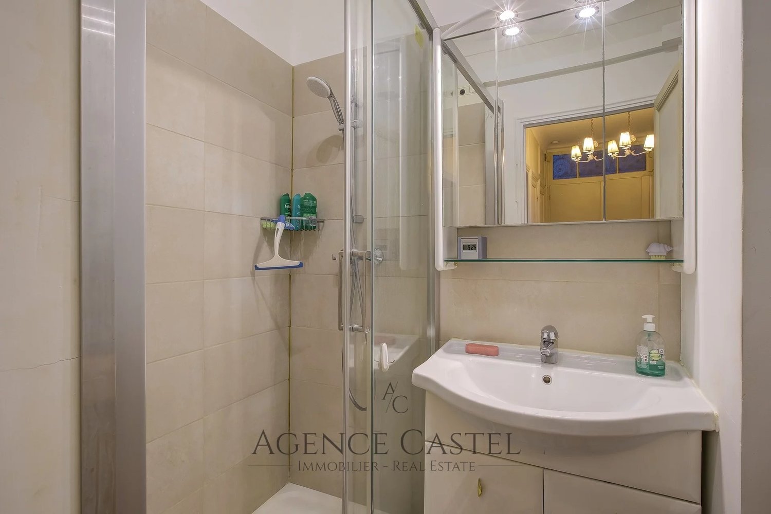 Property photo in Carre d'Or
