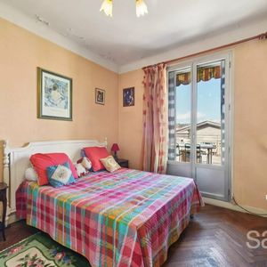 Property in Carre d'Or