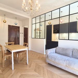 Property in Carre d'Or