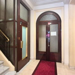 Property in Carre d'Or