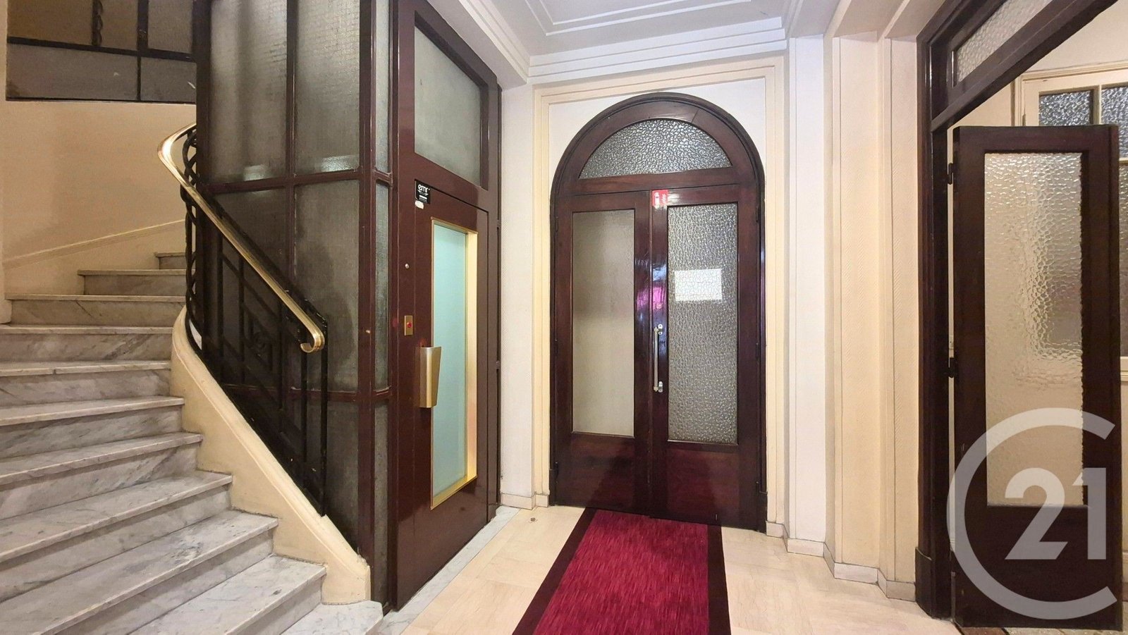 Property photo in Carre d'Or