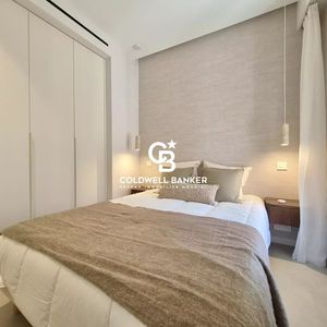 Property in Carre d'Or