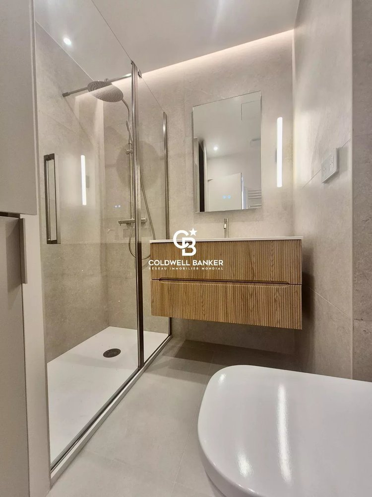 Property photo in Carre d'Or