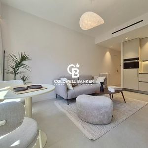 Property in Carre d'Or