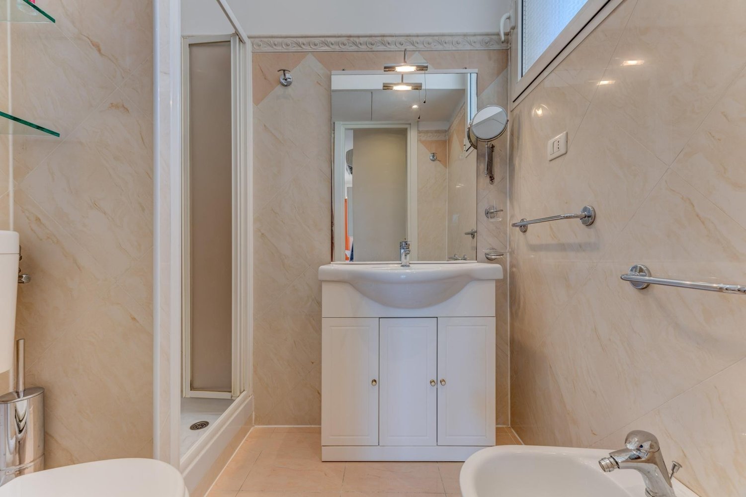 Property photo in Carre d'Or