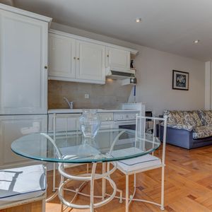 Property in Carre d'Or