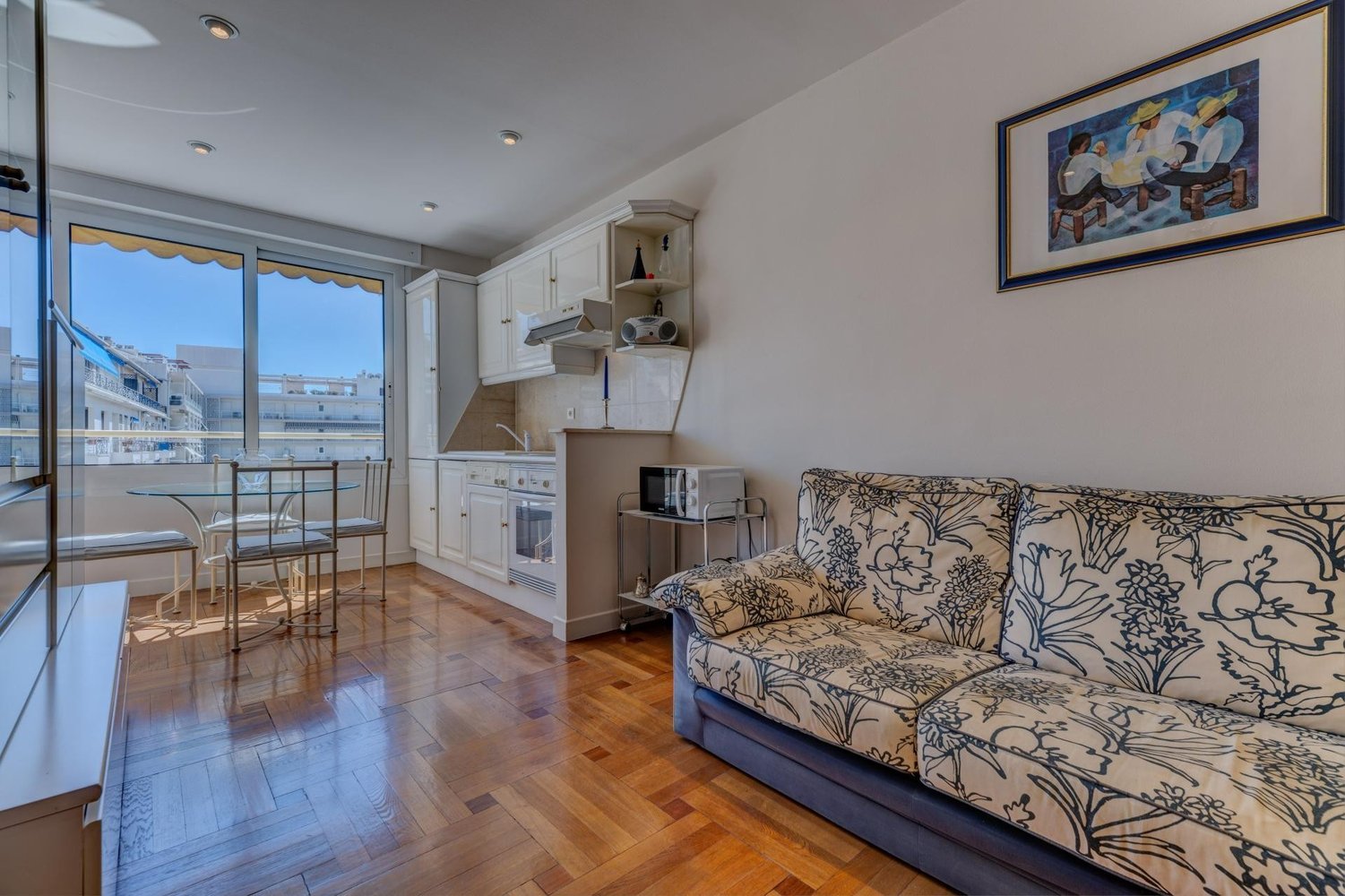 Property photo in Carre d'Or