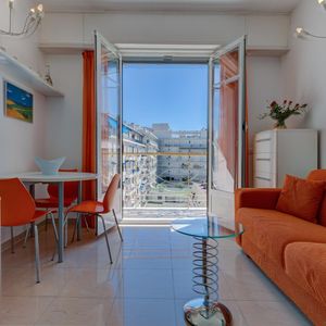 Property in Carre d'Or