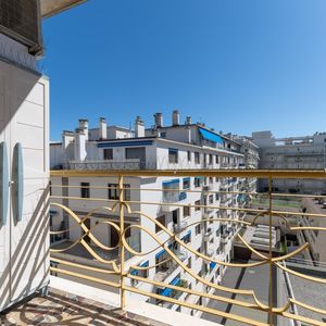 Property in Carre d'Or