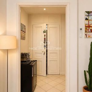 Property in Carre d'Or