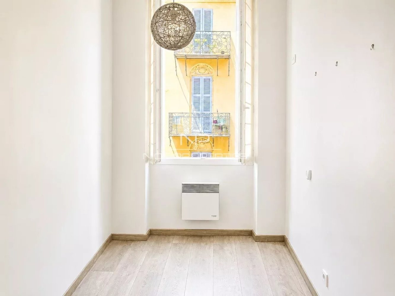 Property photo in Carre d'Or