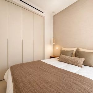 Property in Carre d'Or