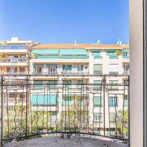 Property in Carre d'Or